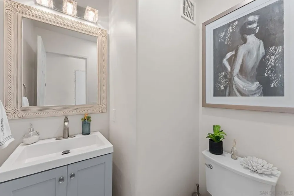 10386 Wateridge Circle #349 San Diego, CA 92121