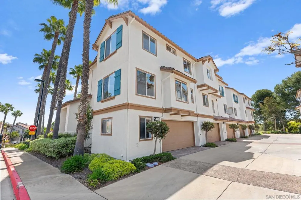 10386 Wateridge Circle #349 San Diego, CA 92121