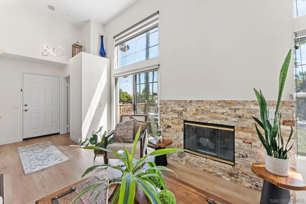 10386 Wateridge Circle #349 San Diego, CA 92121