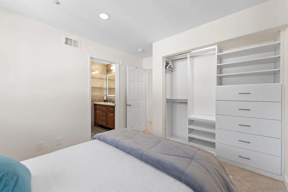 10386 Wateridge Circle #349 San Diego, CA 92121