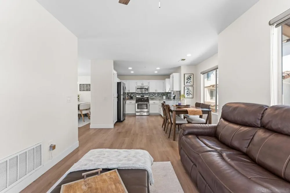 10386 Wateridge Circle #349 San Diego, CA 92121