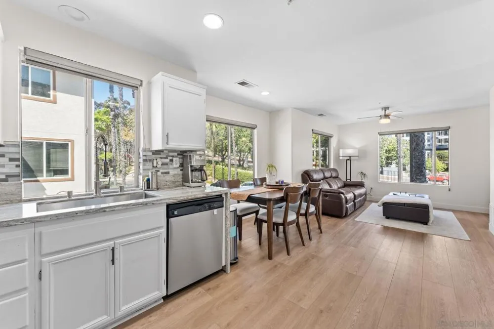 10386 Wateridge Circle #349 San Diego, CA 92121