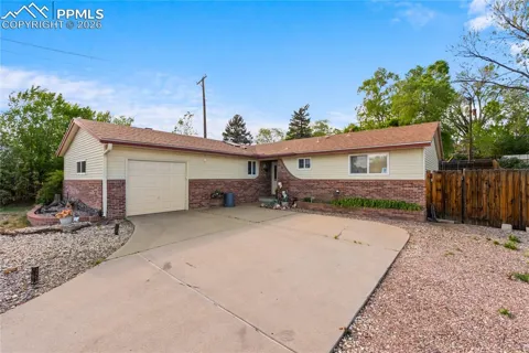 2408 Bandelier Drive