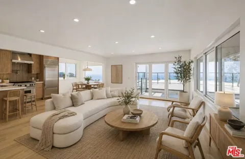 2442 S Coast Highway #8