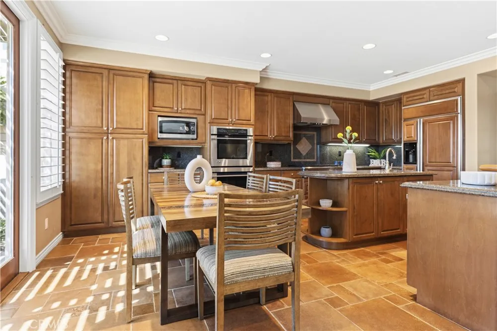 28821 Drakes Laguna Niguel, CA 92677
