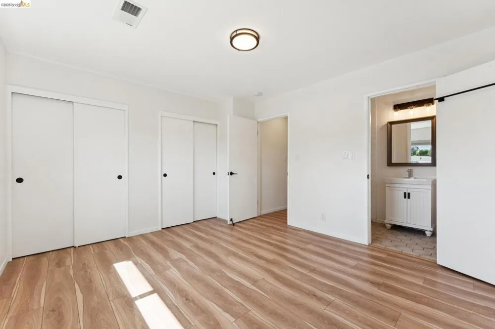 1300 Evergreen Dr. Concord, CA 94520
