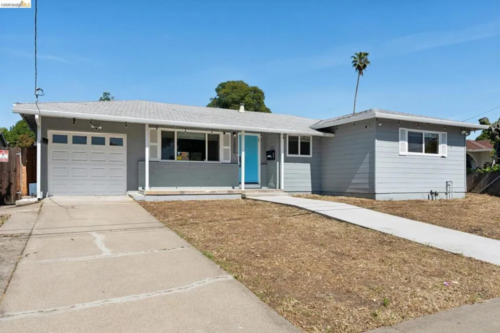 1300 Evergreen Dr. Concord, CA 94520