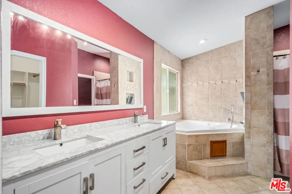 9628 Denhart Avenue California City, CA 93505