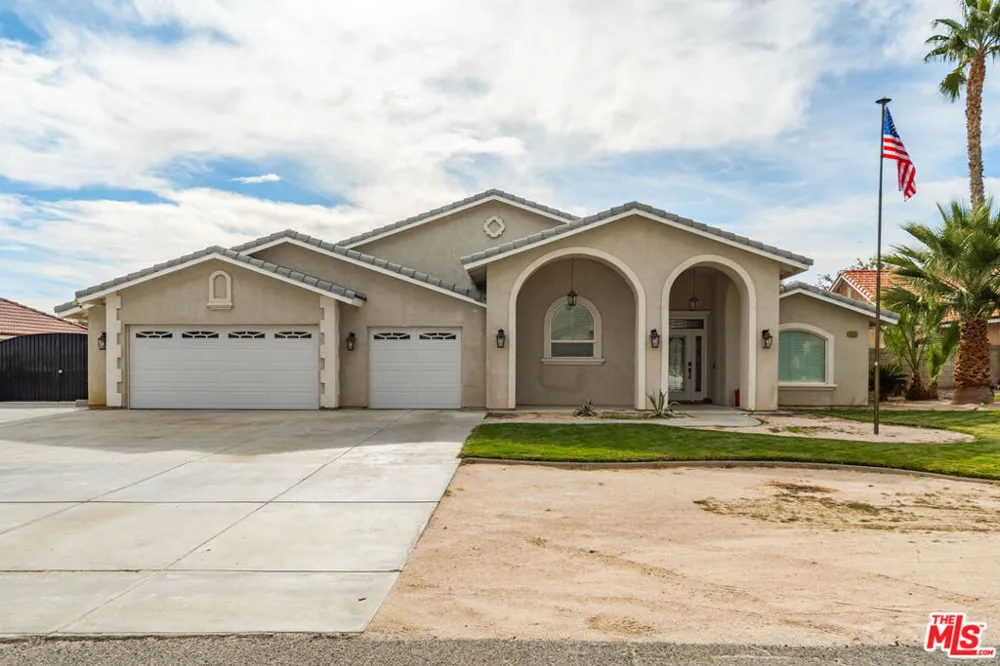 9628 Denhart Avenue California City, CA 93505