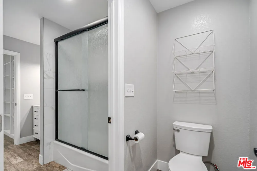 9628 Denhart Avenue California City, CA 93505