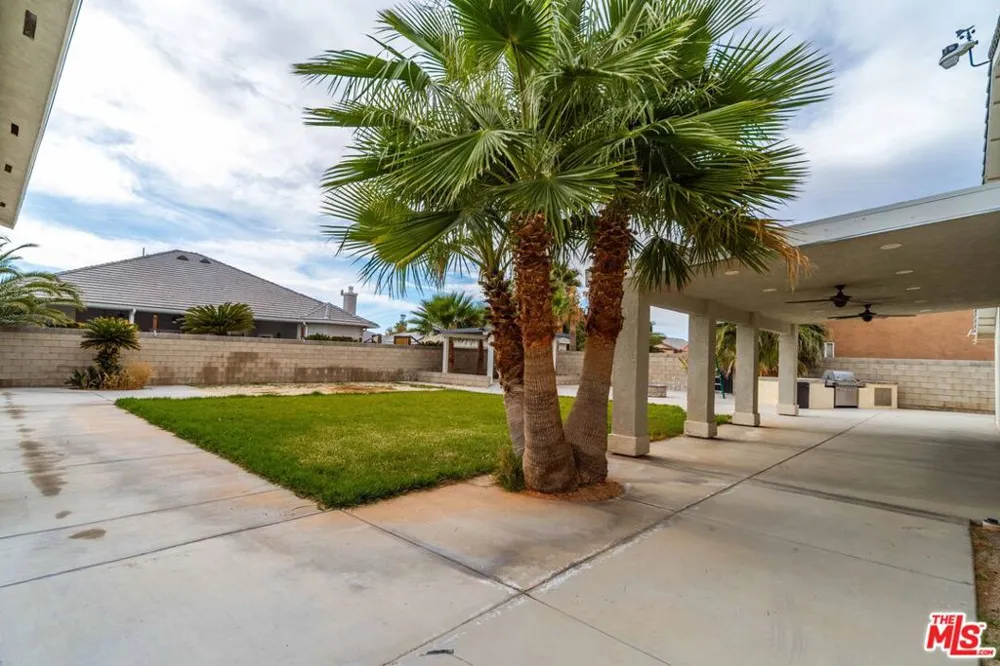 9628 Denhart Avenue California City, CA 93505