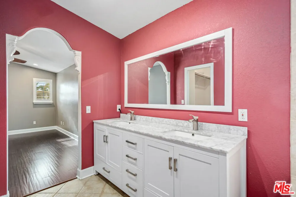 9628 Denhart Avenue California City, CA 93505