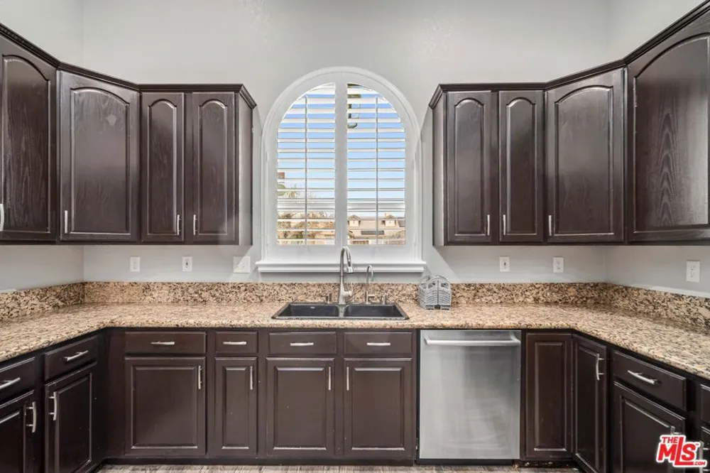 9628 Denhart Avenue California City, CA 93505