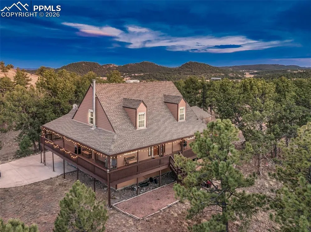 6960 County Road 71 Guffey, CO 80820