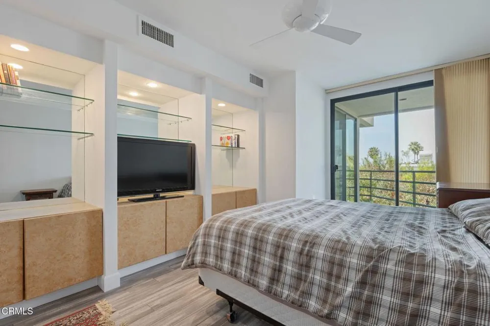 2920 Neilson Way #304 Santa Monica, CA 90405