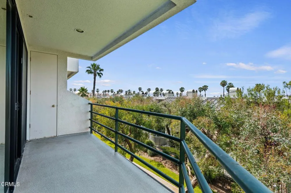 2920 Neilson Way #304 Santa Monica, CA 90405
