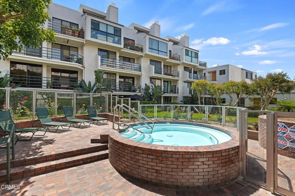 2920 Neilson Way #304 Santa Monica, CA 90405