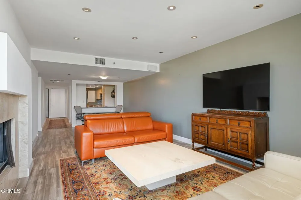 2920 Neilson Way #304 Santa Monica, CA 90405