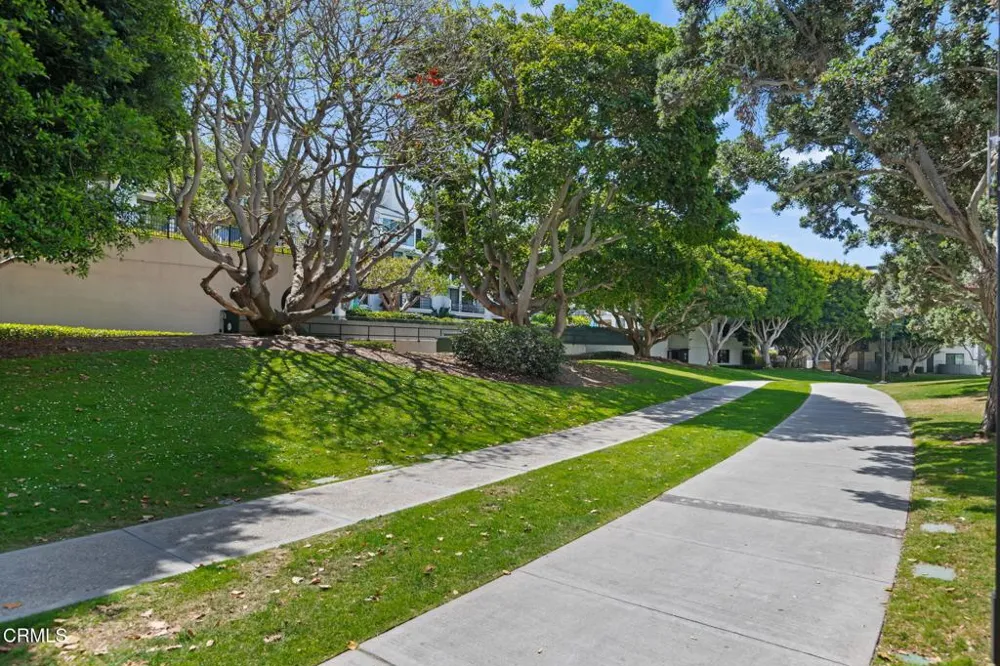 2920 Neilson Way #304 Santa Monica, CA 90405