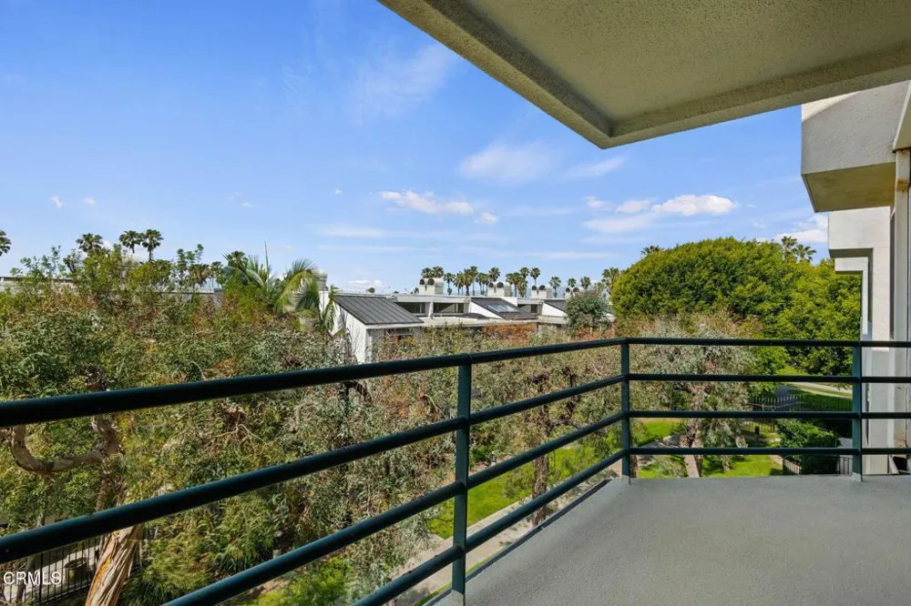 2920 Neilson Way #304 Santa Monica, CA 90405