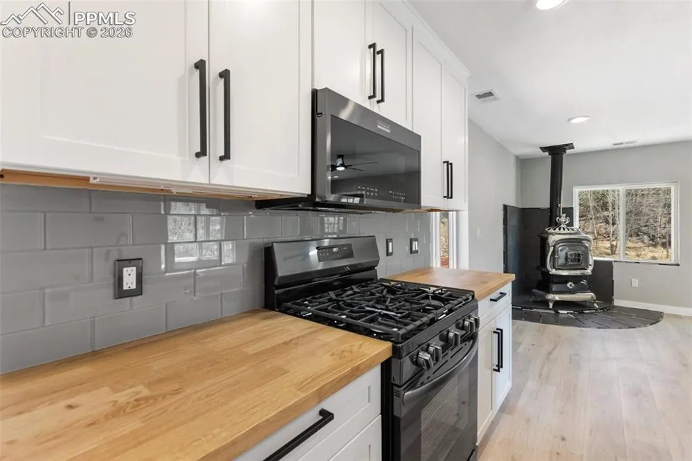 61 Garnet Lane Lake George, CO 80827
