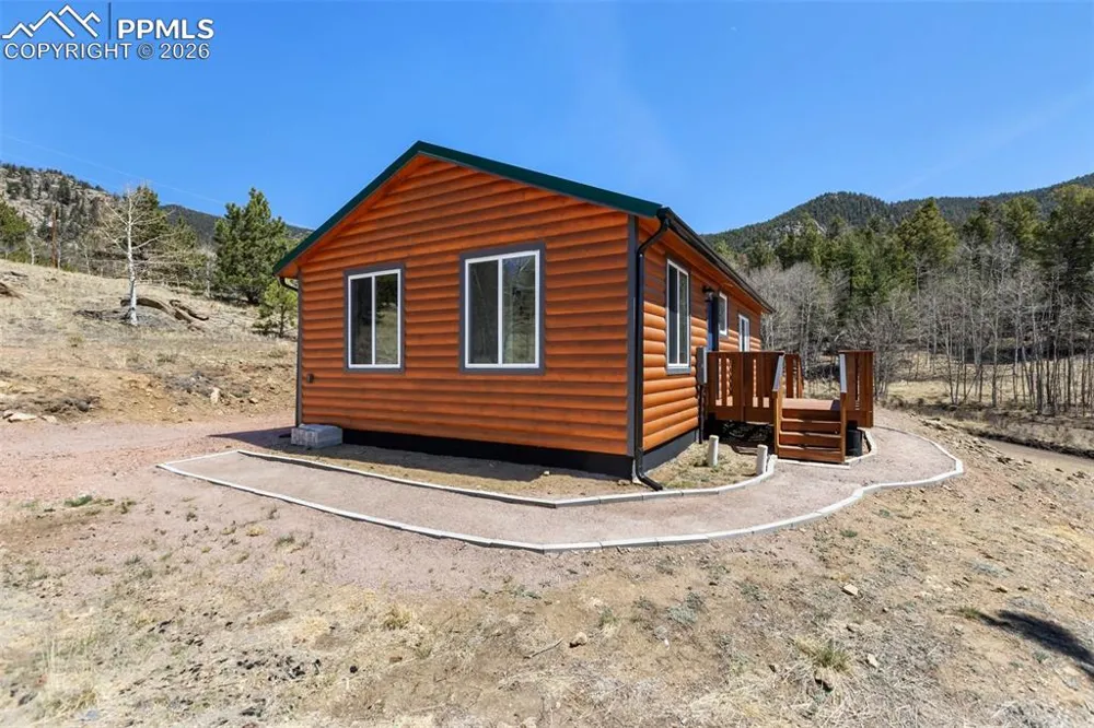 61 Garnet Lane Lake George, CO 80827