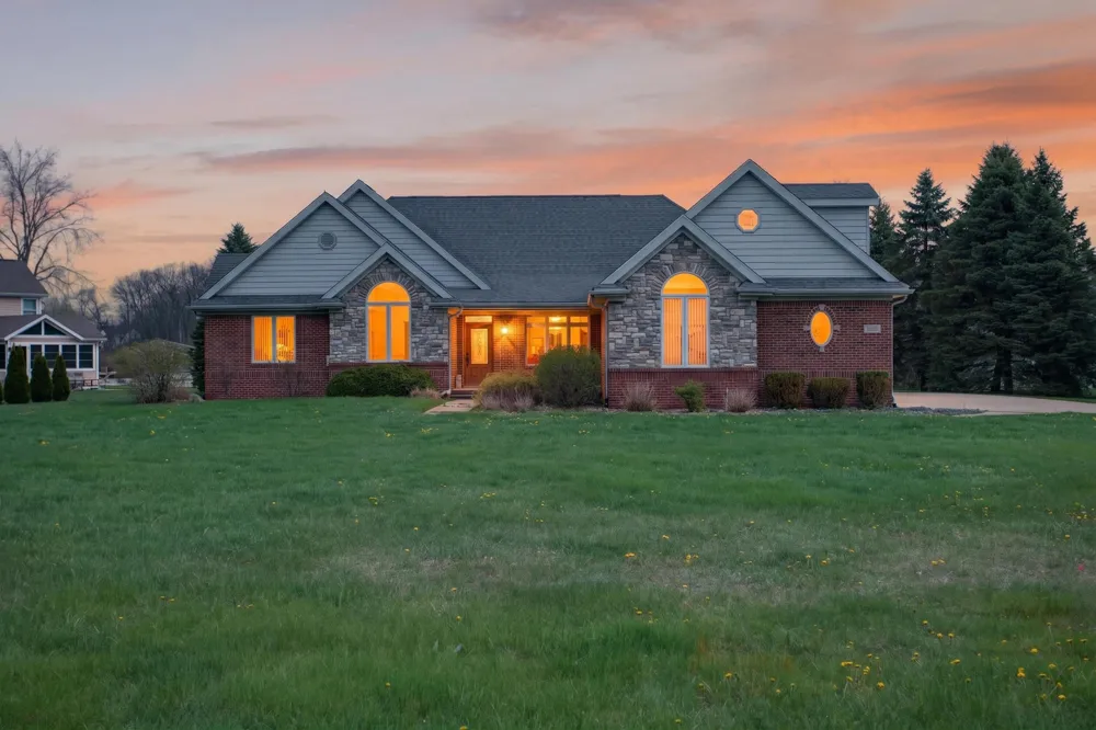 8334 Irish Mist Onsted, MI 49265