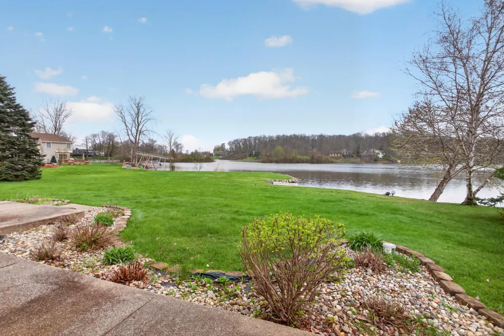 8334 Irish Mist Onsted, MI 49265
