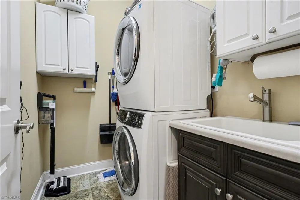 1629 Healing Springs Drive Denton, NC 27239