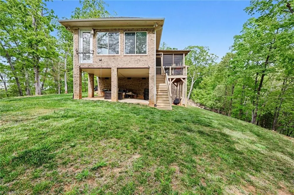 1629 Healing Springs Drive Denton, NC 27239
