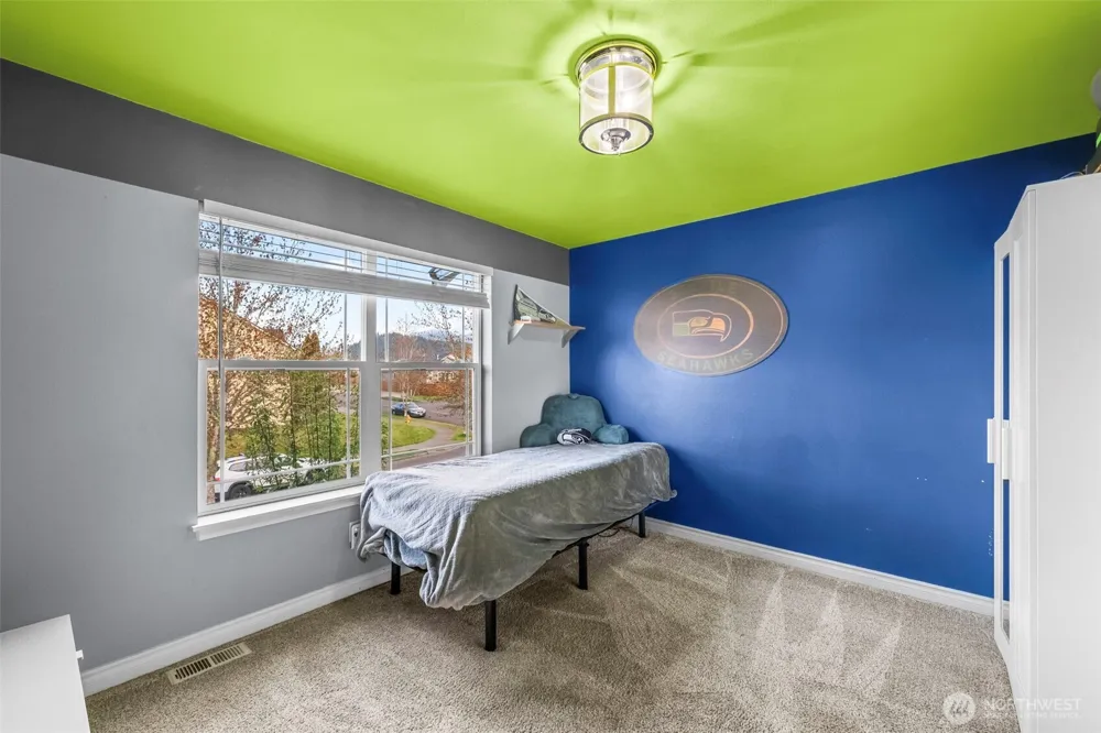 425 Sorensen St Buckley, WA 98321