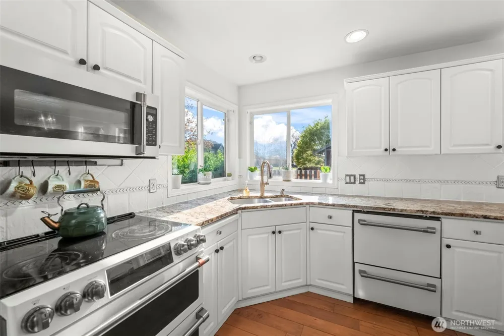 425 Sorensen St Buckley, WA 98321