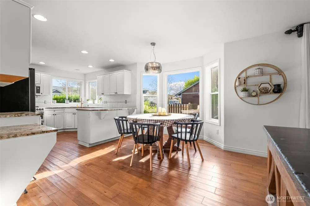 425 Sorensen St Buckley, WA 98321