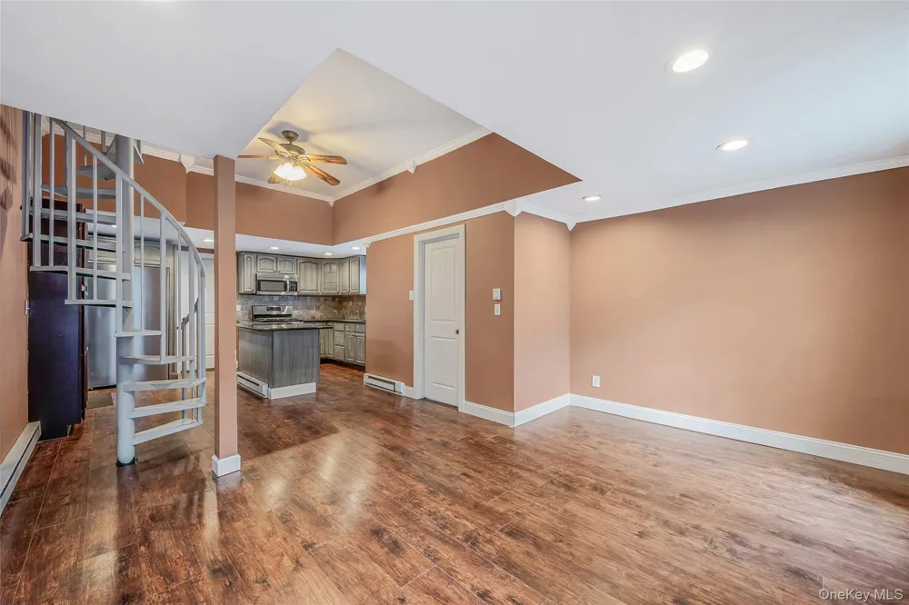 93 Maple Road Kings Park, NY 11754