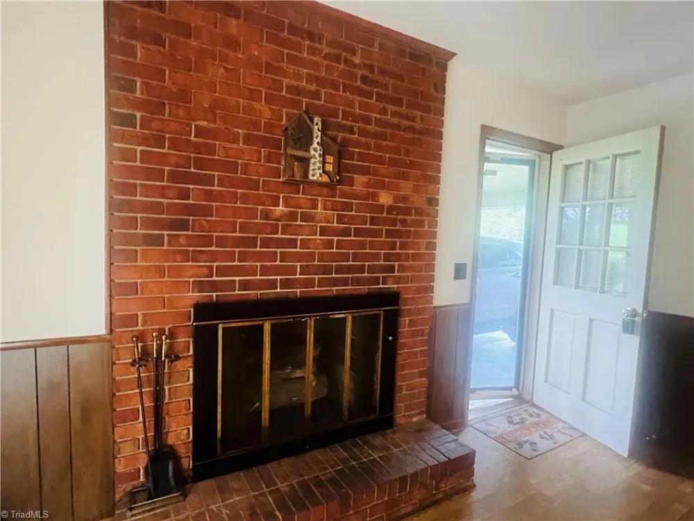 505 Belvue Drive Mount Airy, NC 27030