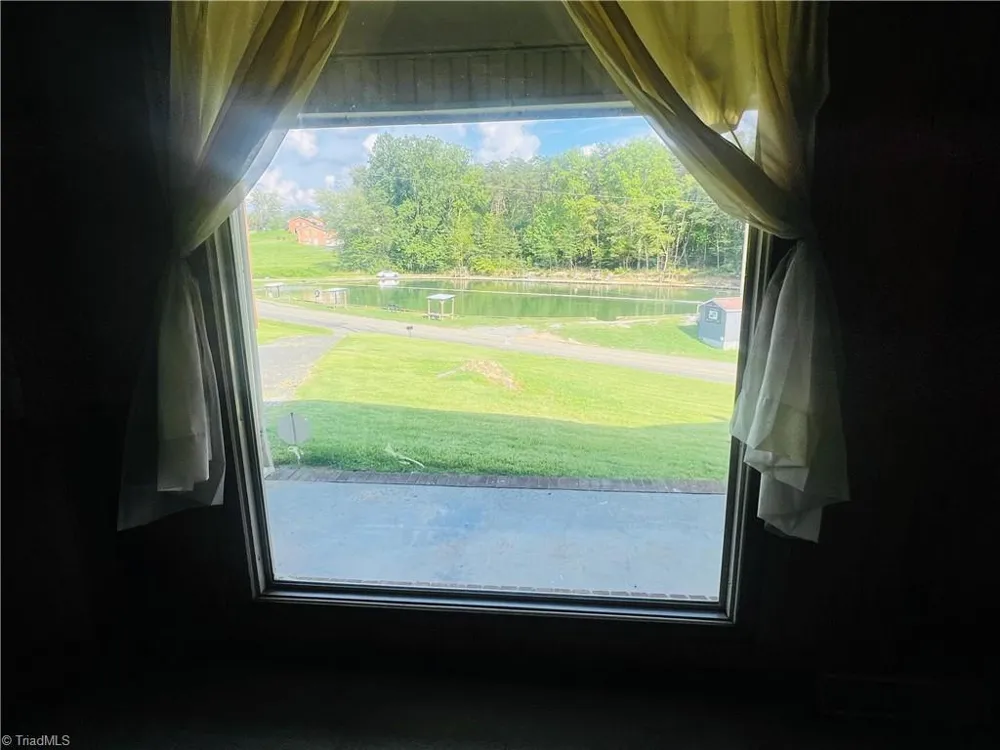 505 Belvue Drive Mount Airy, NC 27030