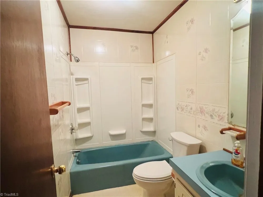 505 Belvue Drive Mount Airy, NC 27030