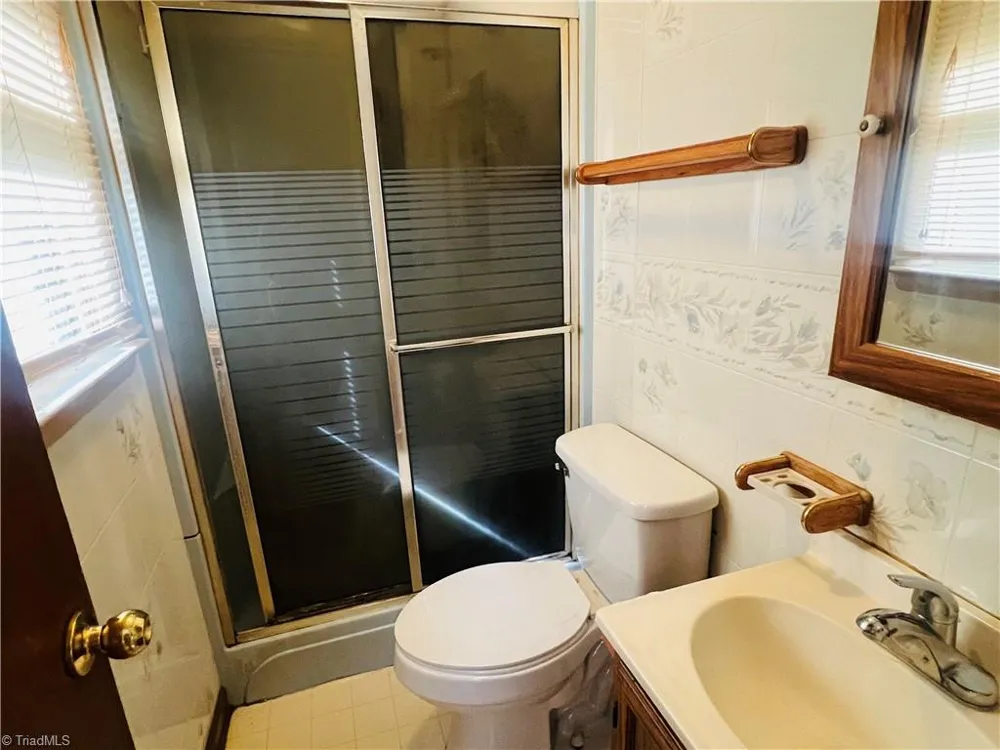 505 Belvue Drive Mount Airy, NC 27030