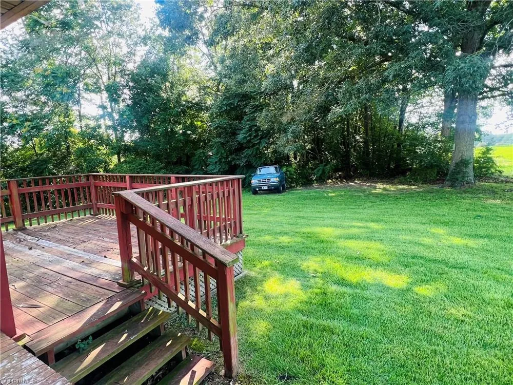 505 Belvue Drive Mount Airy, NC 27030