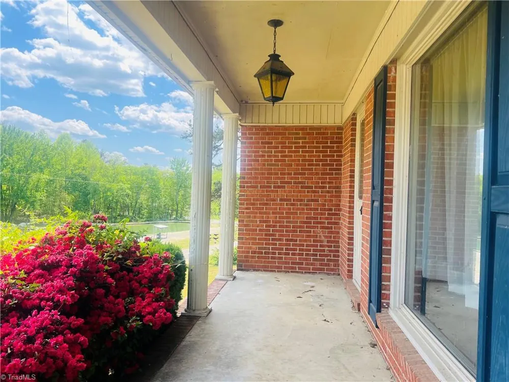 505 Belvue Drive Mount Airy, NC 27030