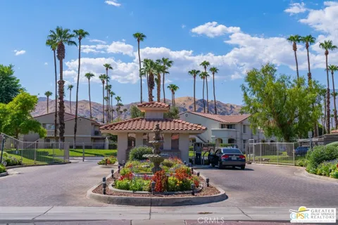 505 S Farrell Drive #H44