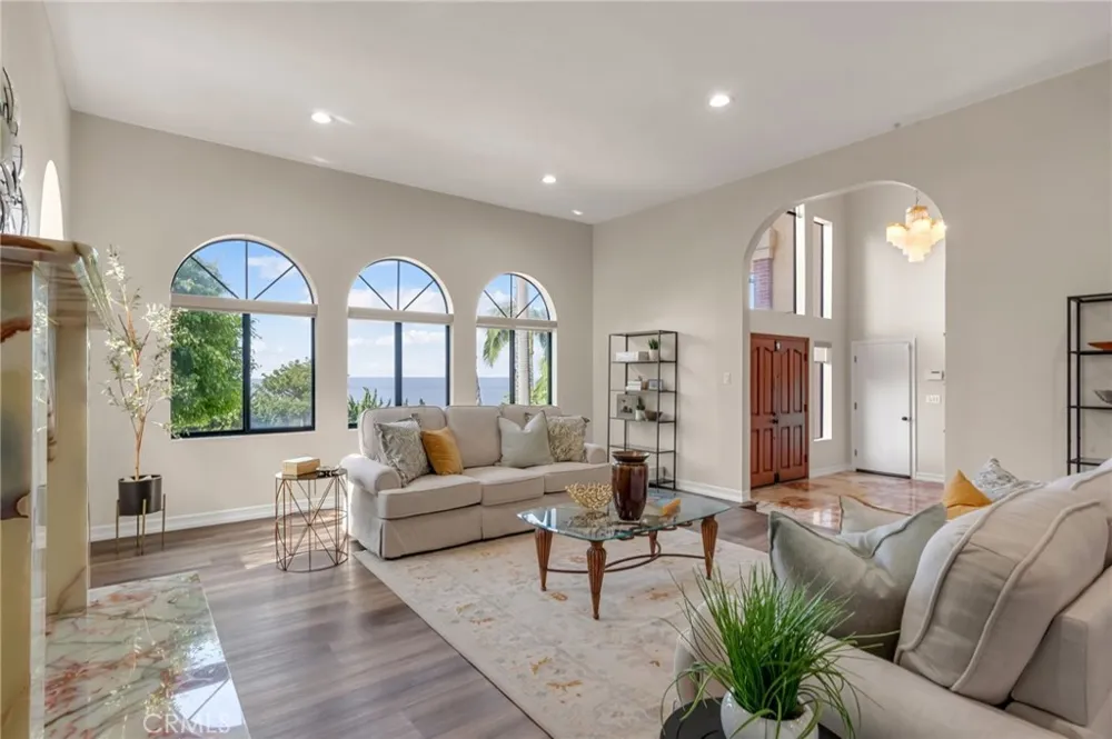 32425 Aqua Vista Rancho Palos Verdes, CA 90275