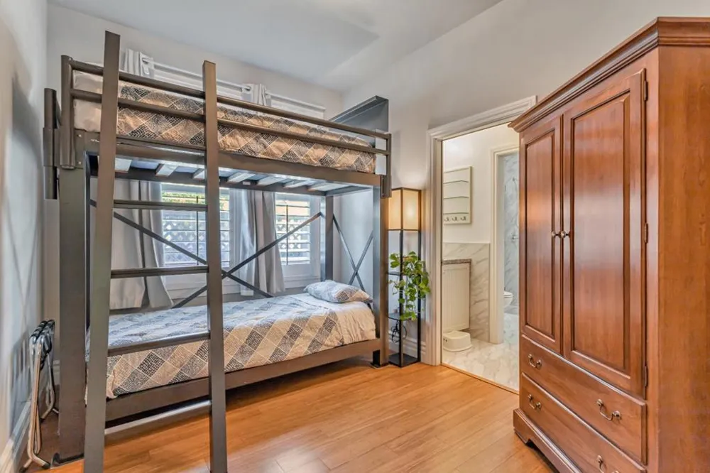 512 2nd Street Santa Cruz, CA 95060