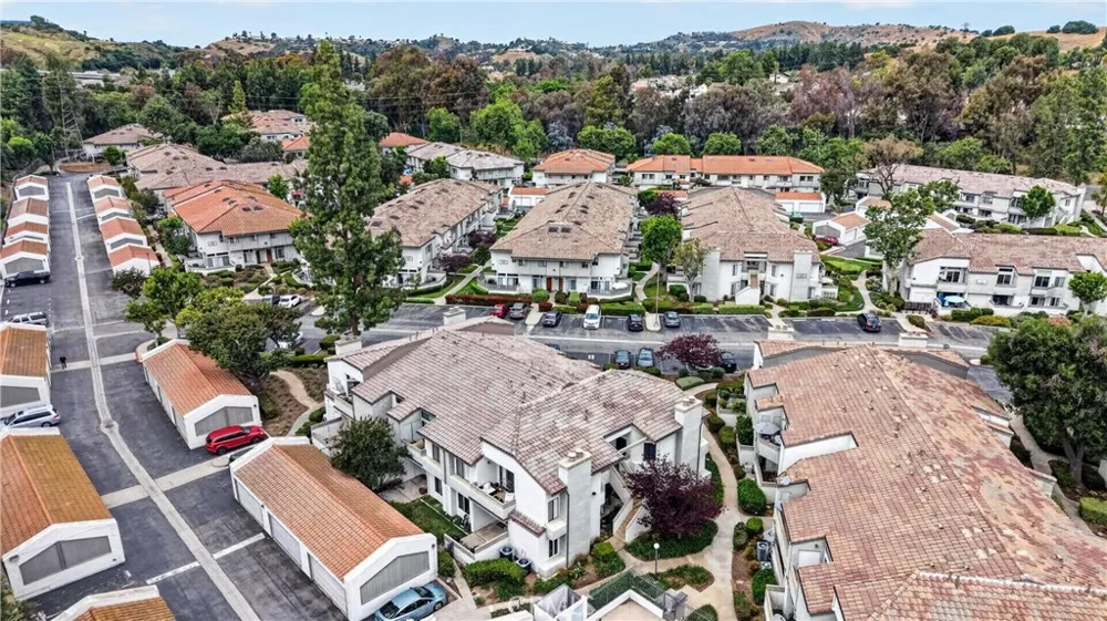 69 Brownfield Pomona, CA 91766