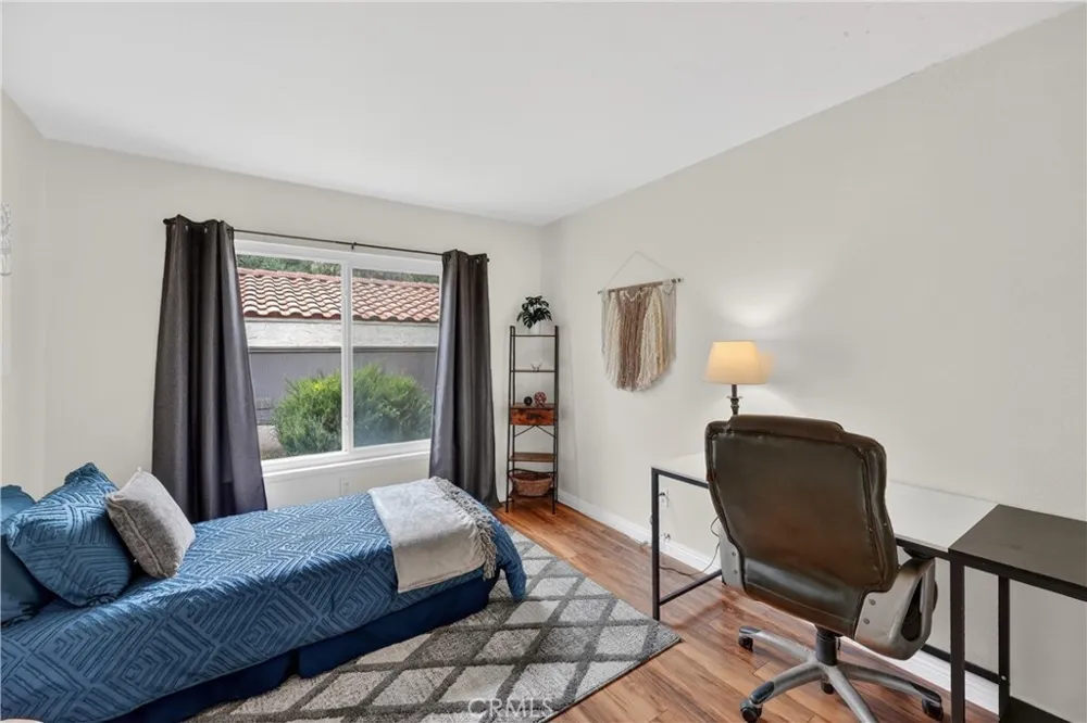 69 Brownfield Pomona, CA 91766