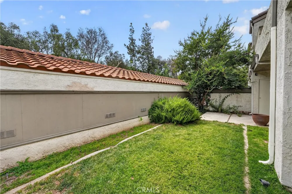 69 Brownfield Pomona, CA 91766