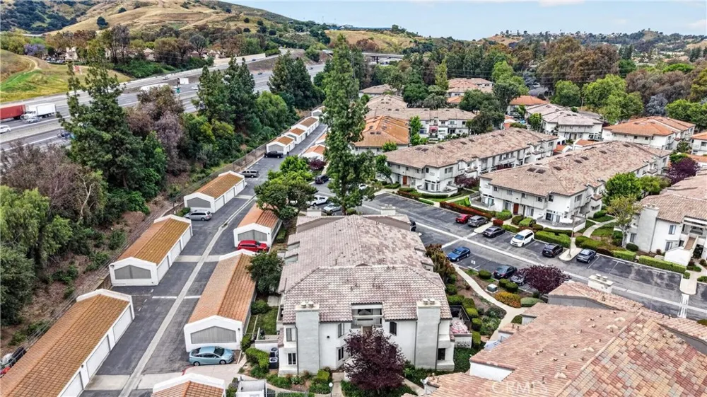 69 Brownfield Pomona, CA 91766