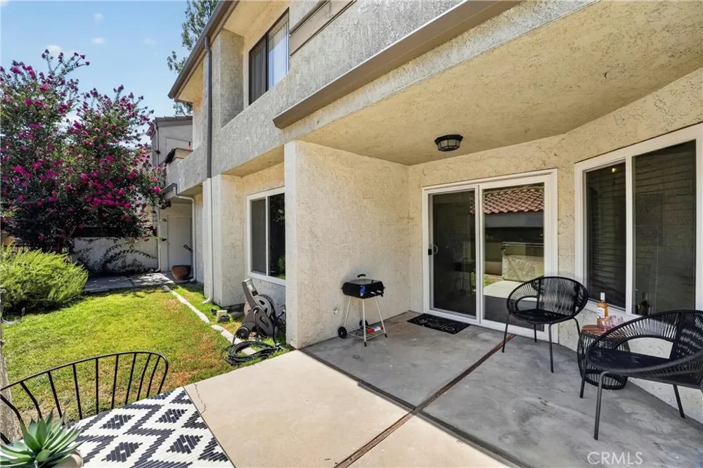 69 Brownfield Pomona, CA 91766