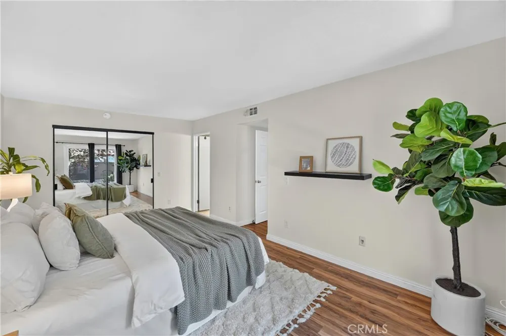 69 Brownfield Pomona, CA 91766