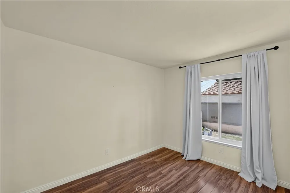 69 Brownfield Pomona, CA 91766